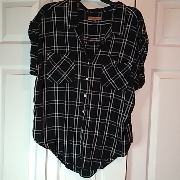 JACHS Girlfriend Tops - Jachs girlfriend plaid sleeveless shirt
